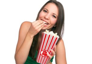 eat popcorn