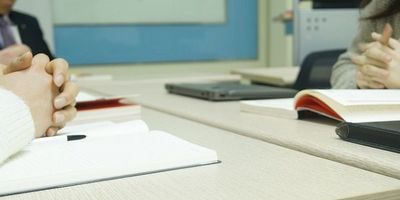How do you explain the fact that you frequently change jobs?